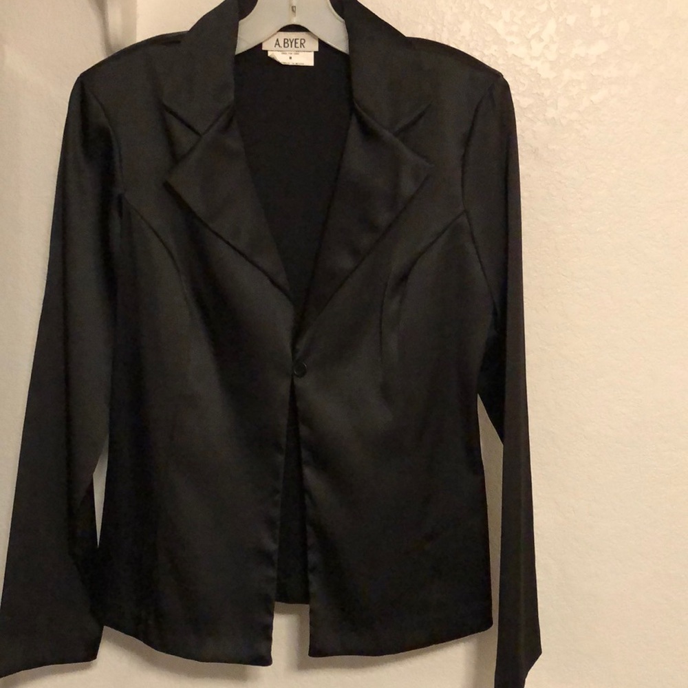 NWT Black Blazer in Size Medium
